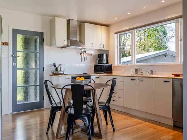 8 Stoke Place, Awapuni