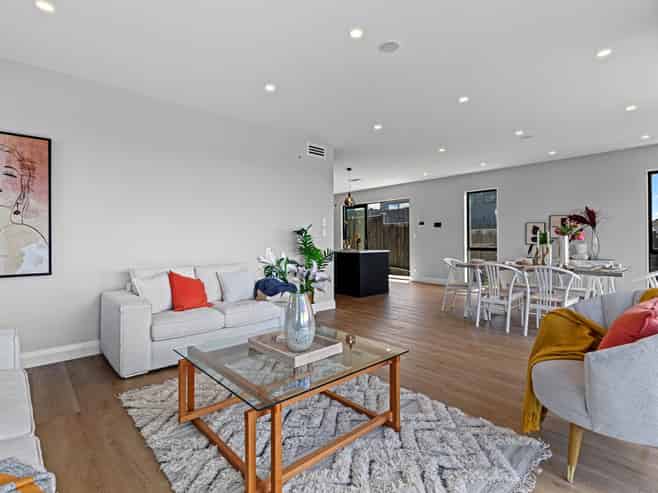 37 Kikorangi Drive, Orewa