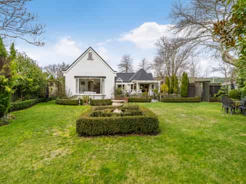 1 Oakmont, Heretaunga