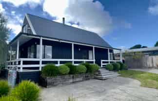 102 Karaka Place, Matarangi