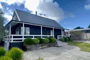 102 Karaka Place, Matarangi