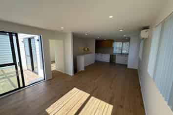 6C Millbrook Road, Henderson