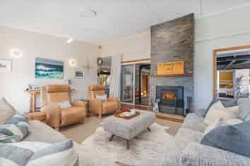 103 Anarake Street, Whangapoua