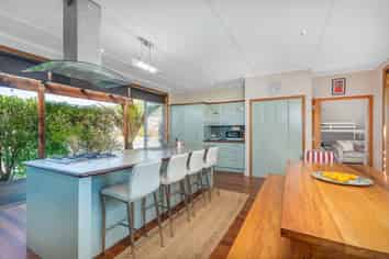 103 Anarake Street, Whangapoua