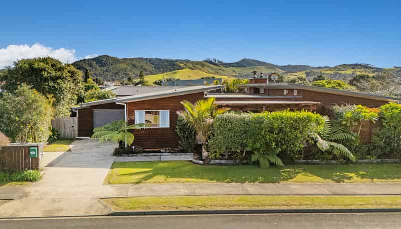 103 Anarake Street, Whangapoua
