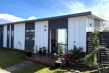  125 Ngaio Drive, Matarangi