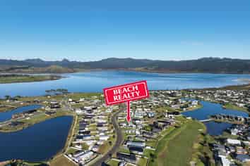  125 Ngaio Drive, Matarangi