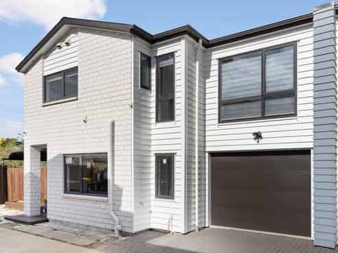 22A Survila Street, Takanini