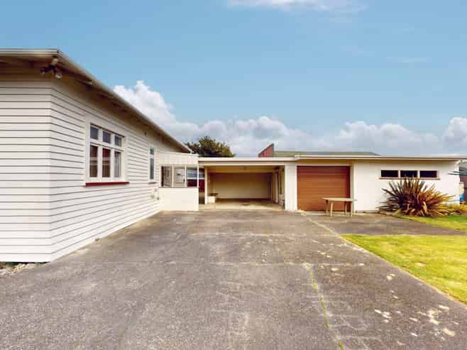 9 Princes Street, Levin