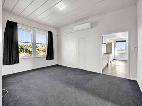 39 Auroa Road, Manaia