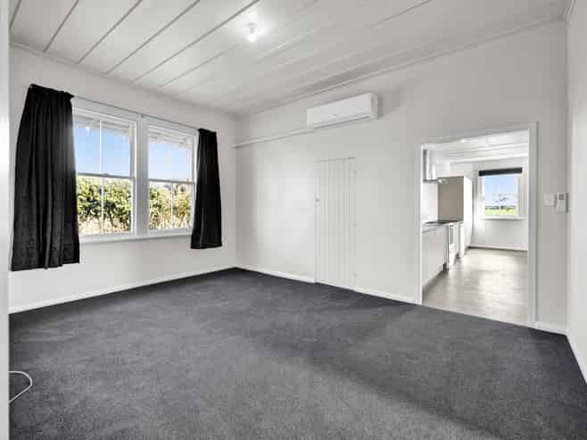 39 Auroa Road, Manaia
