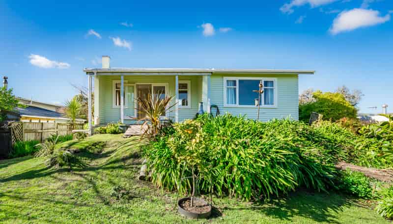 34 Dale Road, Raumati South