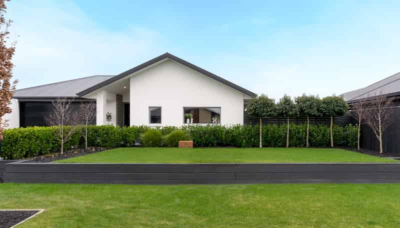7 Polar Lane, Lincoln