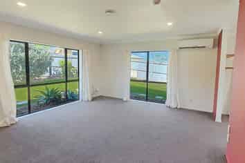33 Pitt Ave, Clendon Park