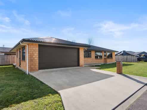 1 Molesworth Street, Carterton