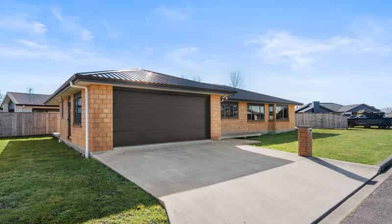 1 Molesworth Street, Carterton