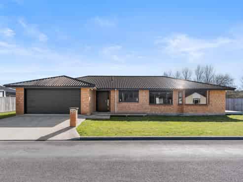 1 Molesworth Street, Carterton