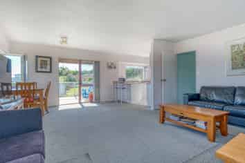 5 Dudley Crescent, Cable Bay