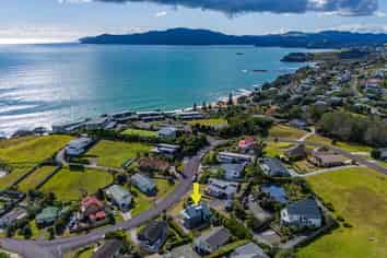 5 Dudley Crescent, Cable Bay
