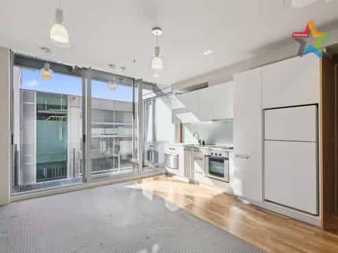 882/233 Cuba Street, Te Aro