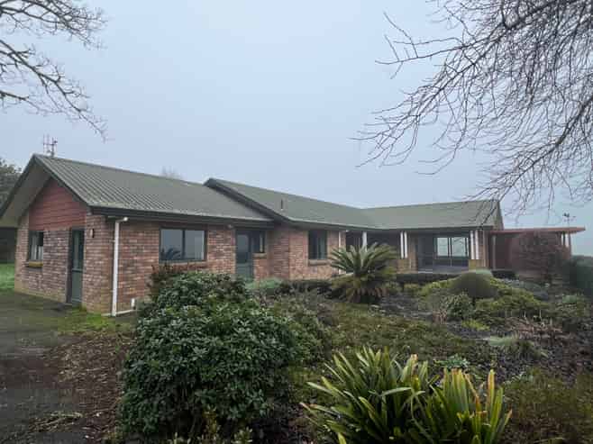 3331 Cambridge Road, Cambridge
