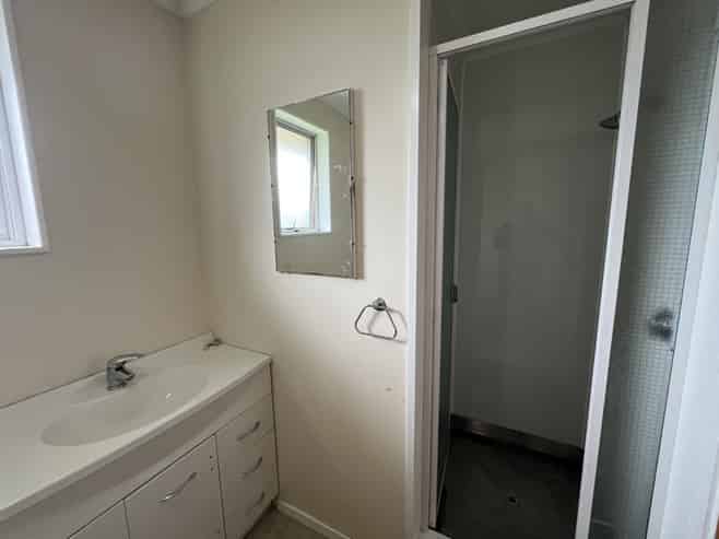 122 Benmore Avenue, Cloverlea