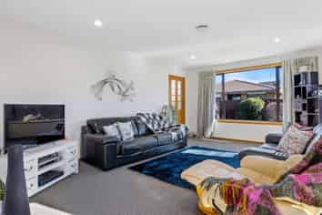2/24 Kingrove Street, Bishopdale