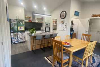 17A Teal Avenue, Feilding