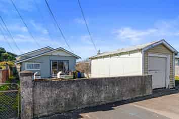 14 Bolton Street, Petone