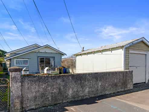 14 Bolton Street, Petone