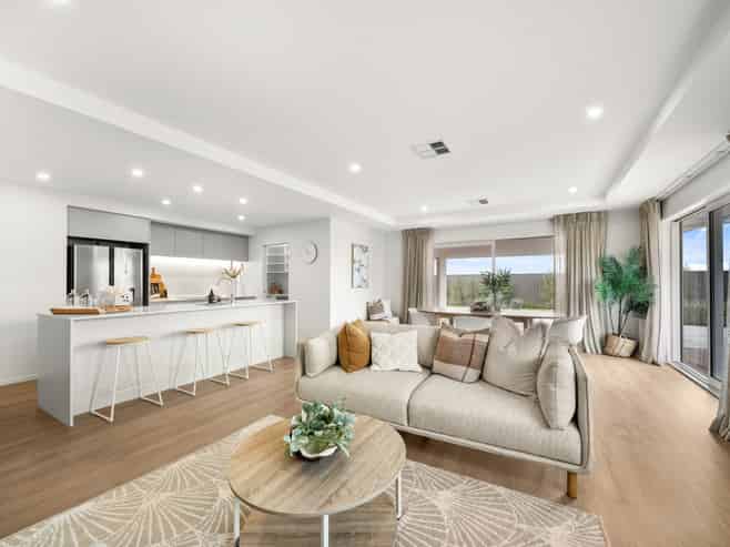 5 Williams Road, Lansdowne