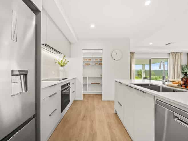 5 Williams Road, Lansdowne