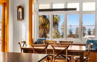 16 Brewster Street, Bluff Hill