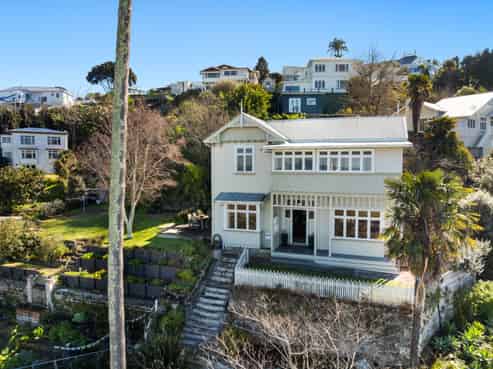 16 Brewster Street, Bluff Hill