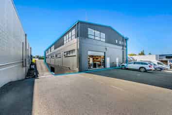 Prime Profile – Showroom / Warehouse / Office