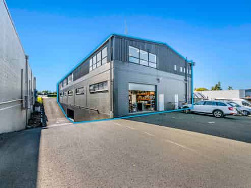 Prime Profile – Showroom / Warehouse / Office