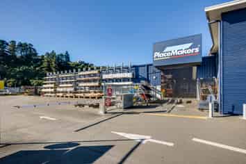 High-Profile Commercial Opportunity