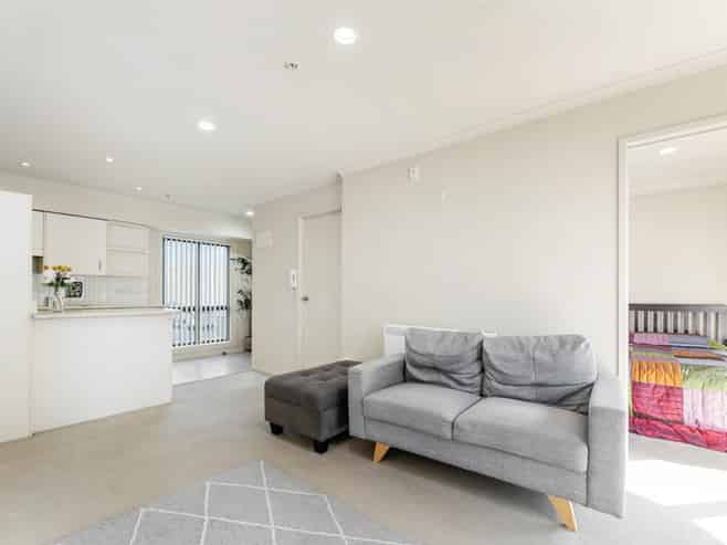 2K/18 Ronwood Avenue, Manukau