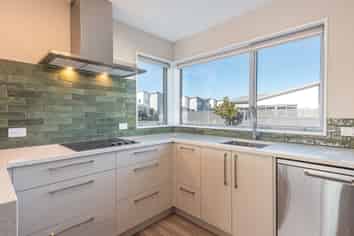 5 Kakapo Lane, REDWOOD