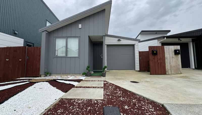 26 John Gray Street, Papakura