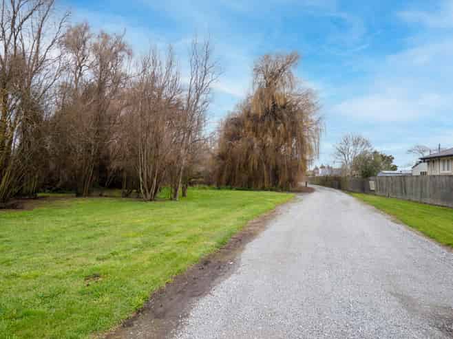 102, 116 Winters Road, Redwood