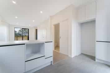 2/106A Galway Street, Onehunga