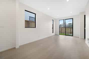 2/106A Galway Street, Onehunga