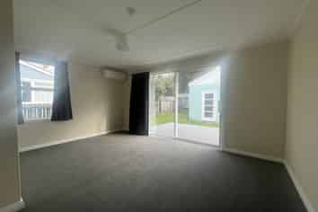 74a Te Pene Avenue, Titahi Bay