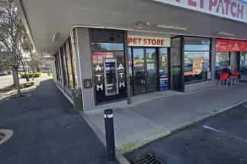 HUAPAI Main Road Retail Corner Unit 170m2 