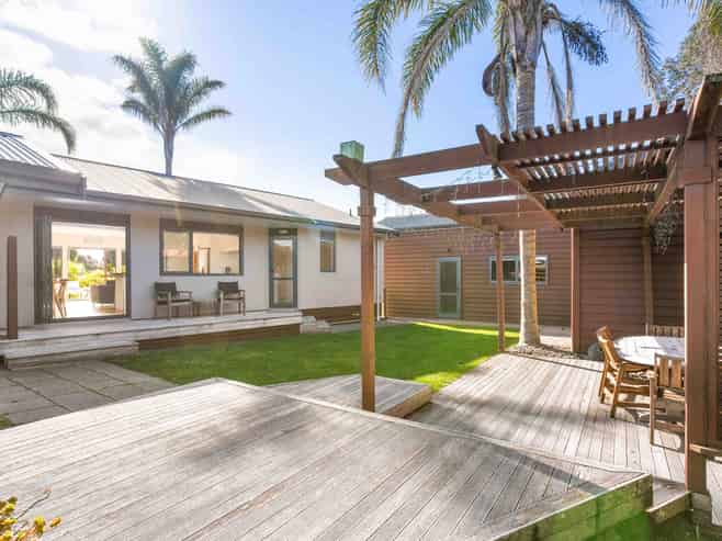 13 Given Grove, Pauanui