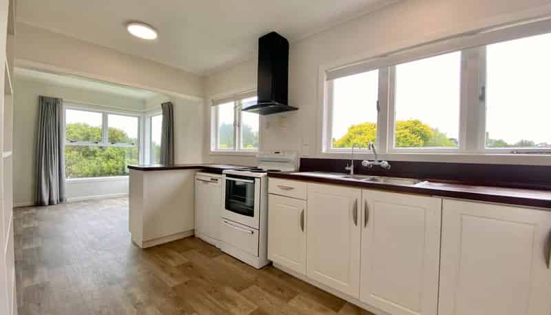 8 Shanley Crescent, Waiuku