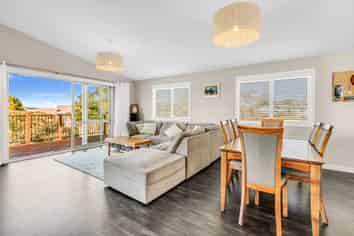 18 Mariner Cove Road, Tinopai