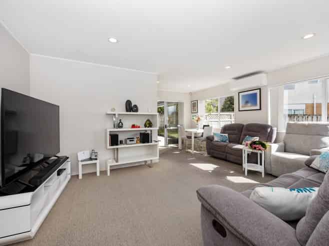 88A Don Buck Road, Massey