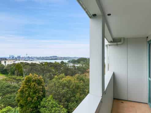 2E/68 Mokoia Road, Birkenhead